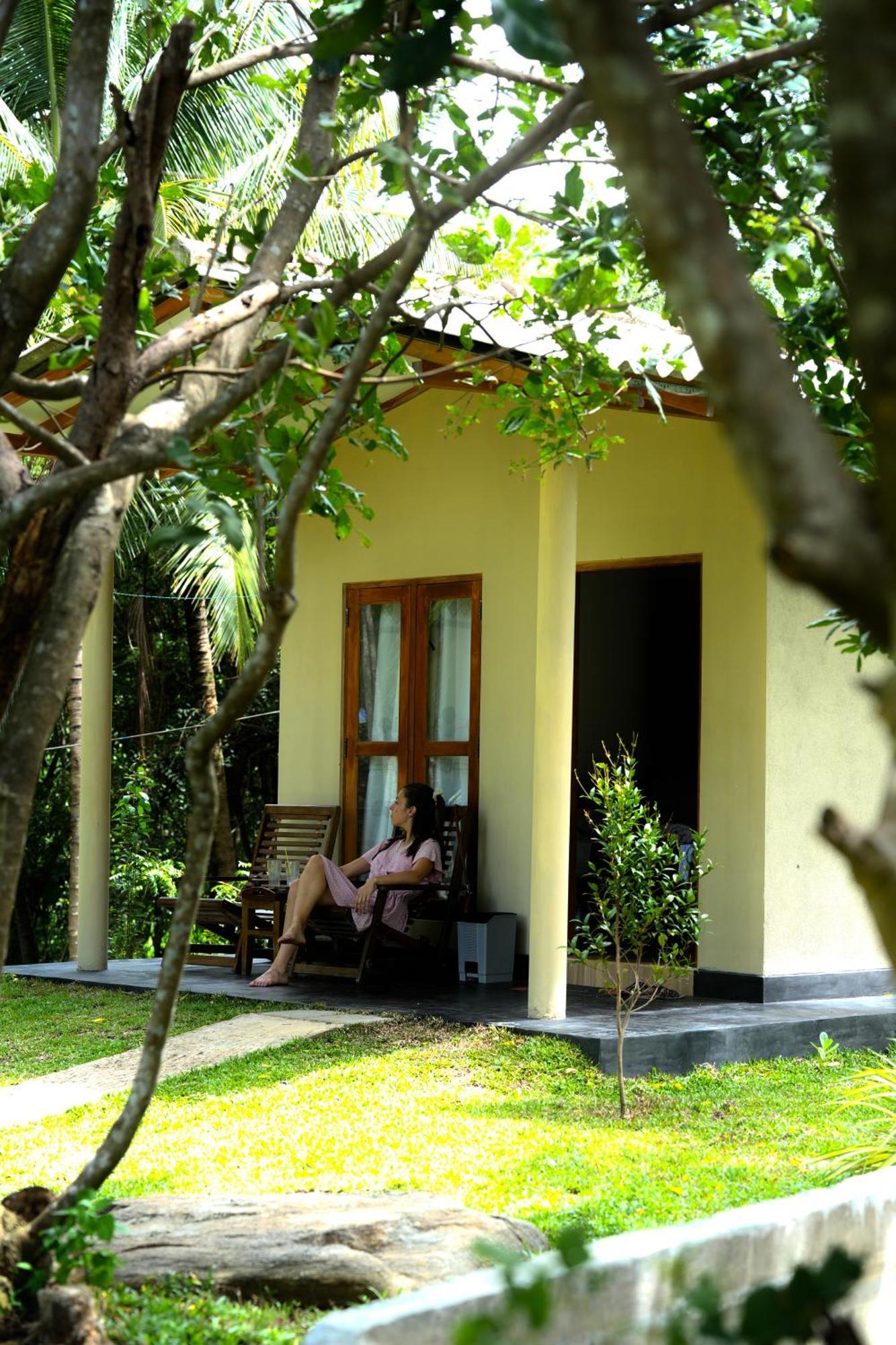 River Paradise Safari House With Cooking Class Udawalawe Exterior photo